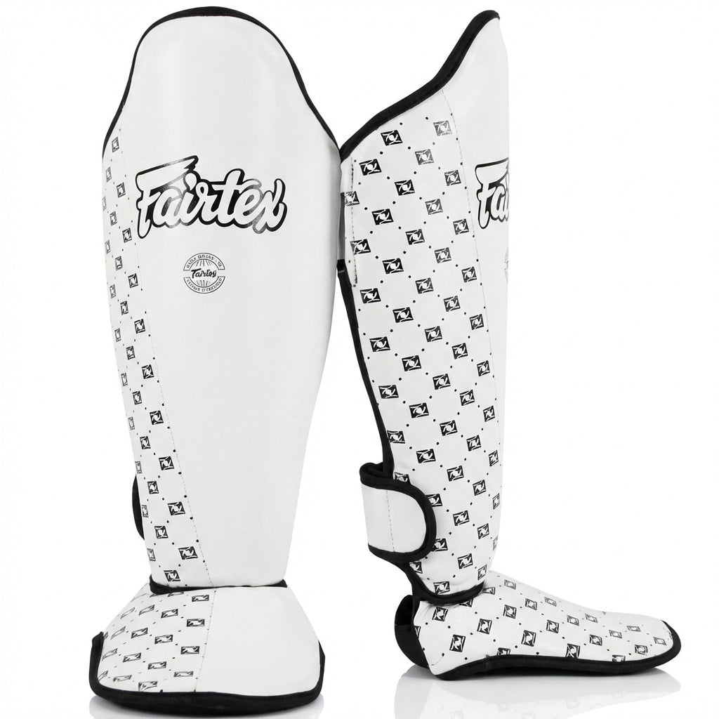 Espinilleras de Competencia Muay Thai Fairtex SP5 – Blanco
